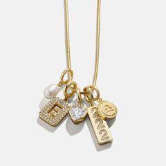 Block Pavé Initial Cluster Charm - B